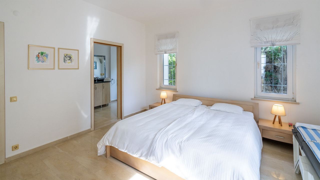 Вилла в Алании, Турция, 280 м² - фото 15