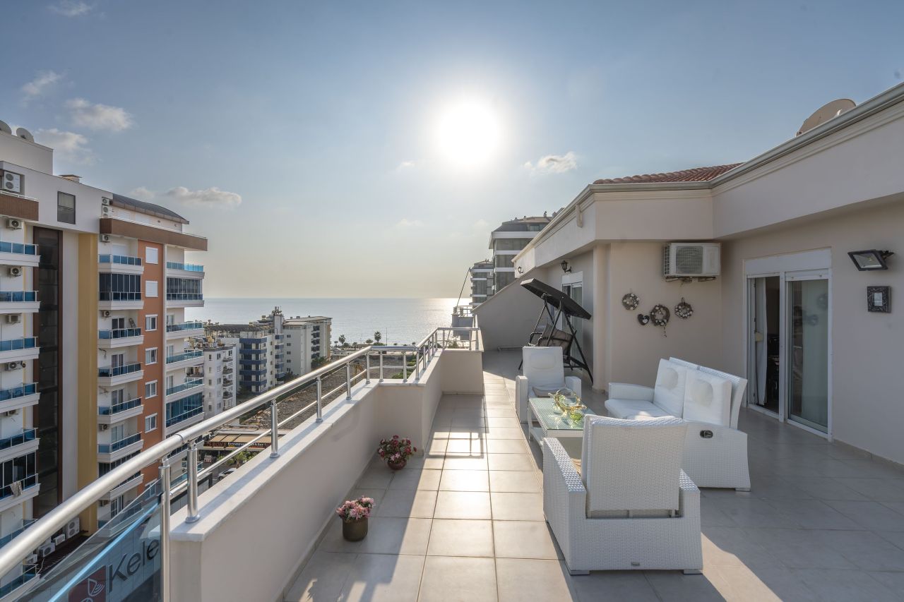 Пентхаус в Алании, Турция, 300 м² - фото 1