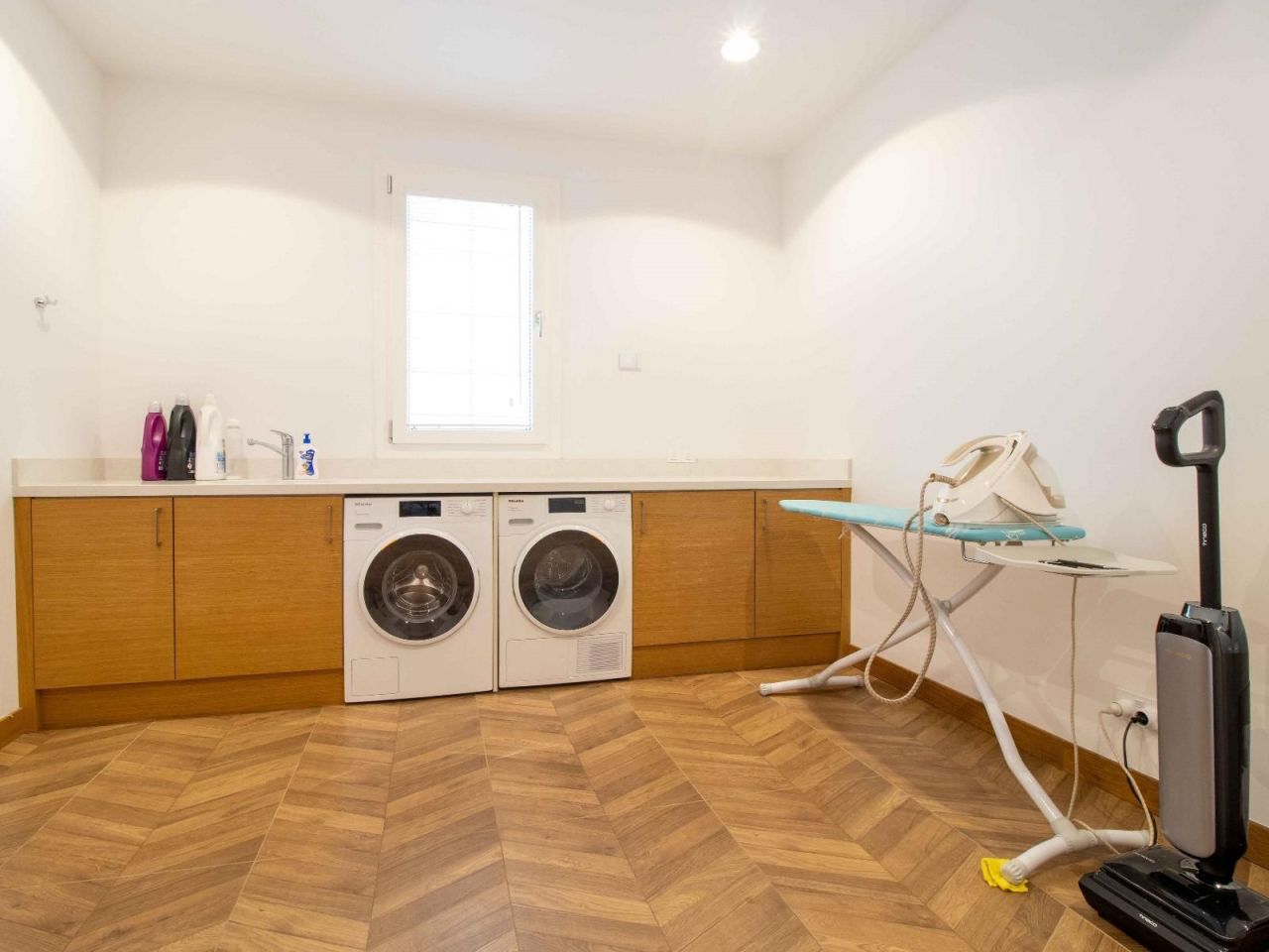 Дом в Кирении, Кипр, 745 м² - фото 8