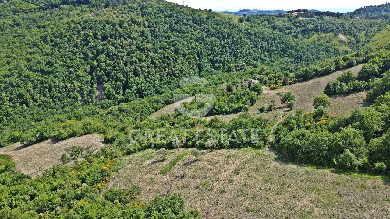 Дом в Перудже, Италия, 857.1 м² - фото 5