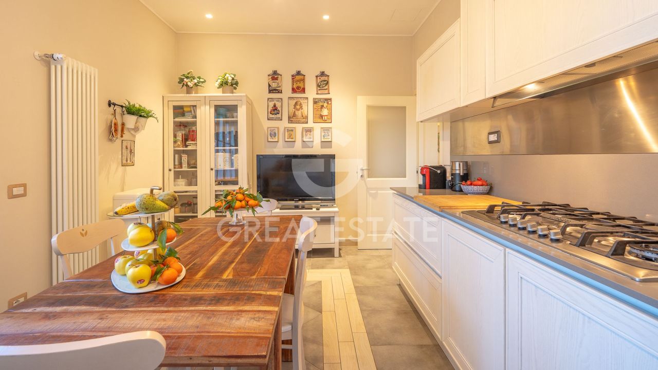 Апартаменты в Пьенце, Италия, 315 м² - фото 8