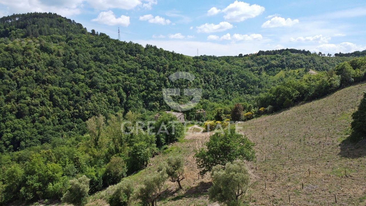 Дом в Перудже, Италия, 857.1 м² - фото 10