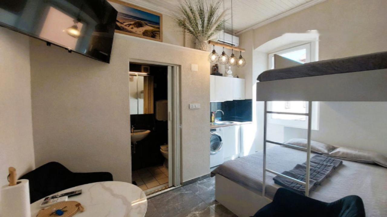 Квартира в Копере, Словения, 18 м² - фото 1