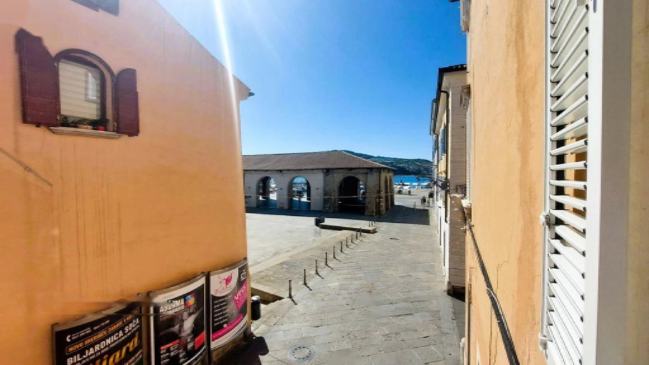 Квартира в Копере, Словения, 18 м² - фото 2