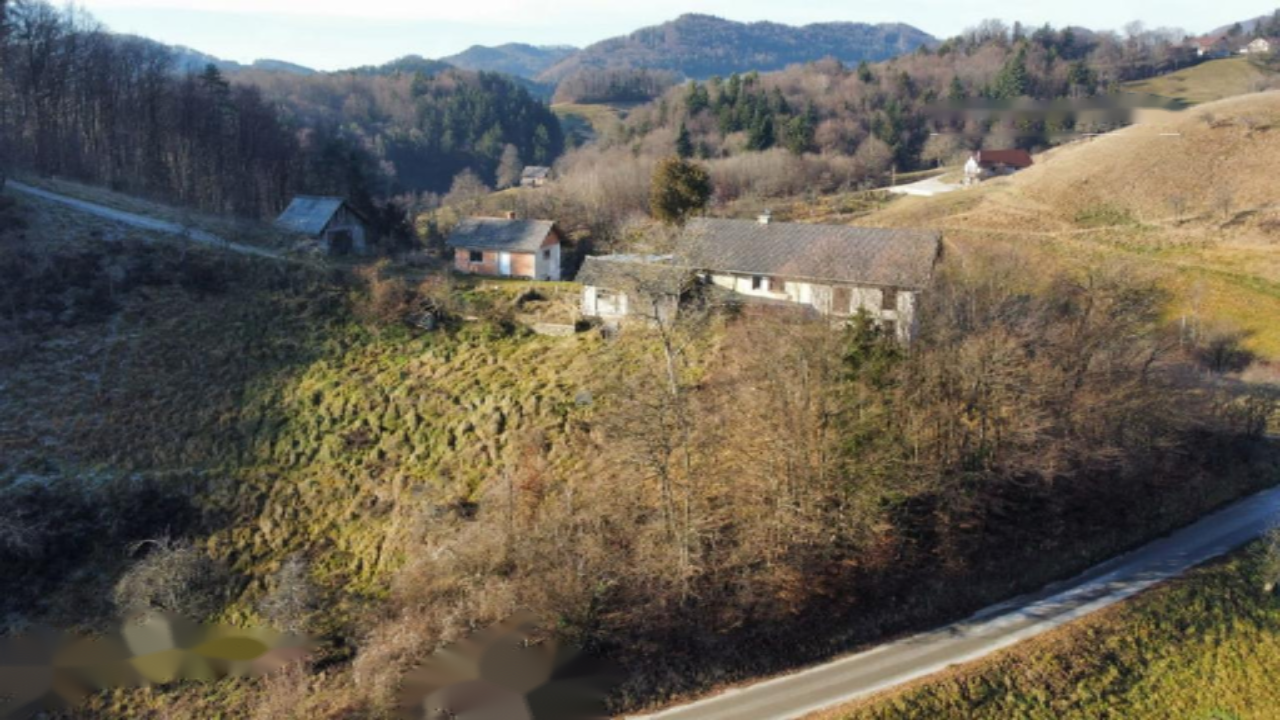 Ферма в Войнике, Словения, 210 м² - фото 3