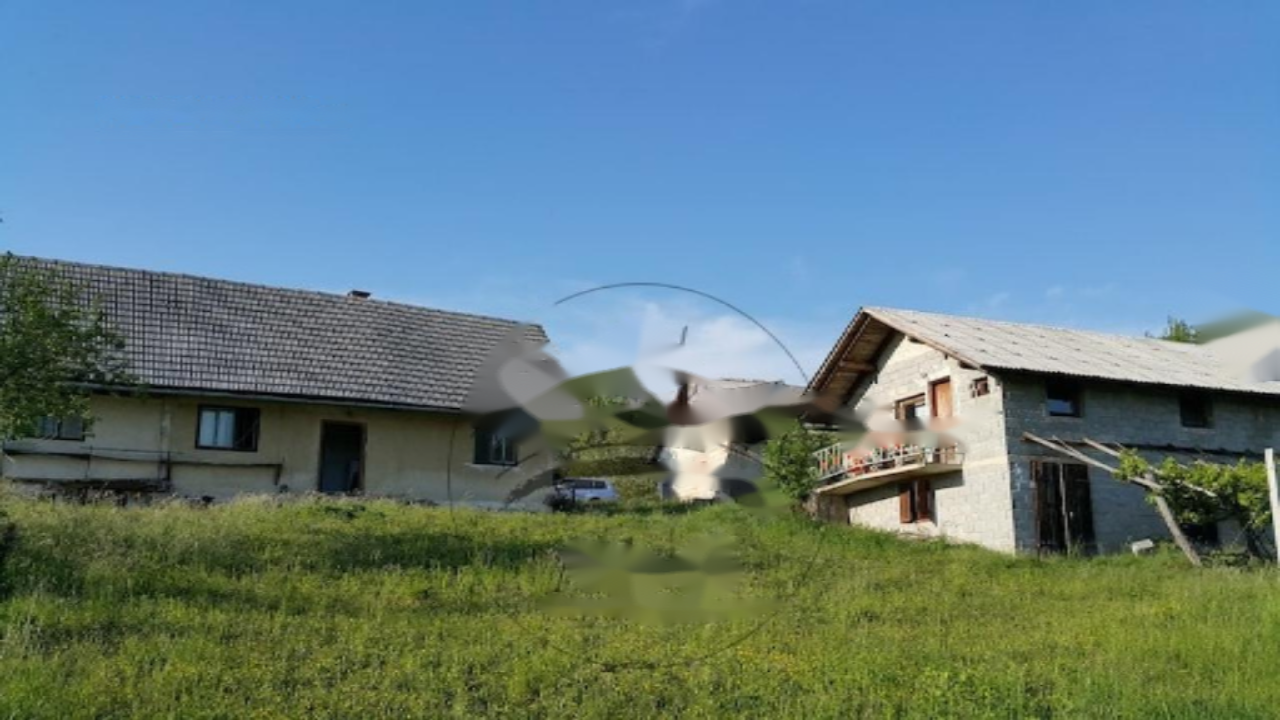 Ферма в Кршко, Словения, 370 000 м² - фото 3