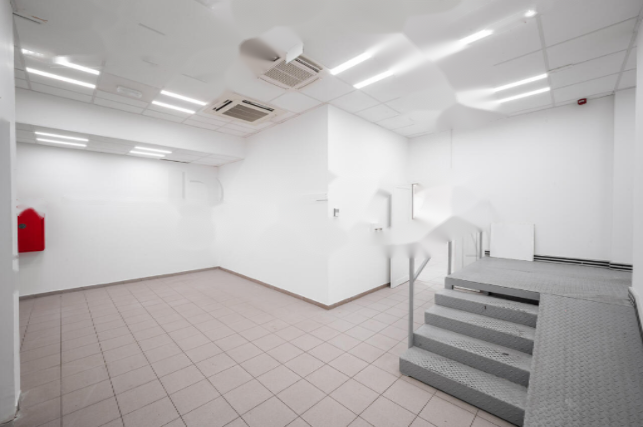 Офис в Любляне, Словения, 459 м² - фото 9