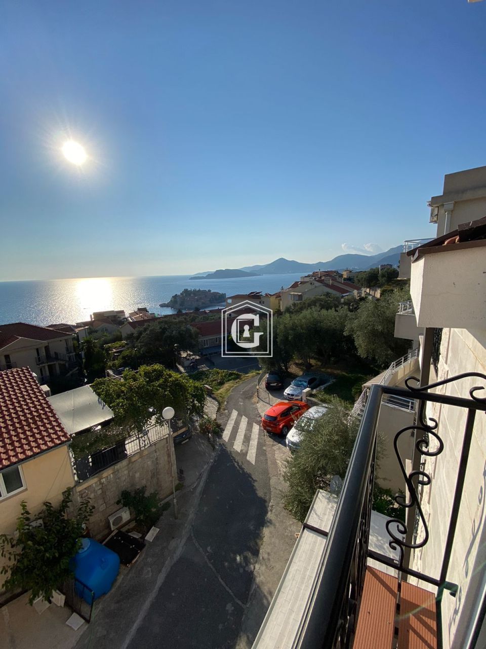 Апартаменты в Святом Стефане, Черногория, 92 м² - фото 1