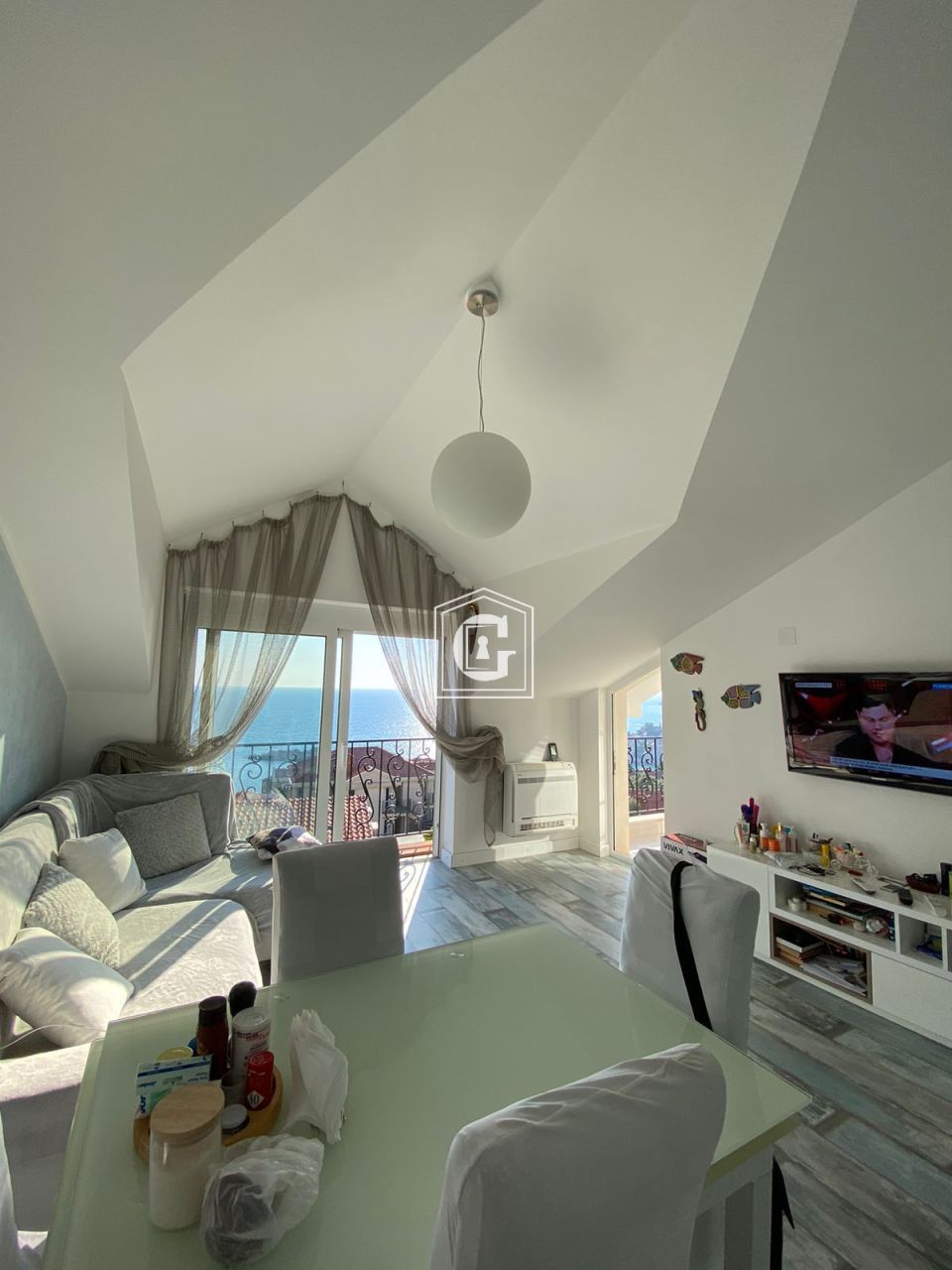 Апартаменты в Святом Стефане, Черногория, 92 м² - фото 2