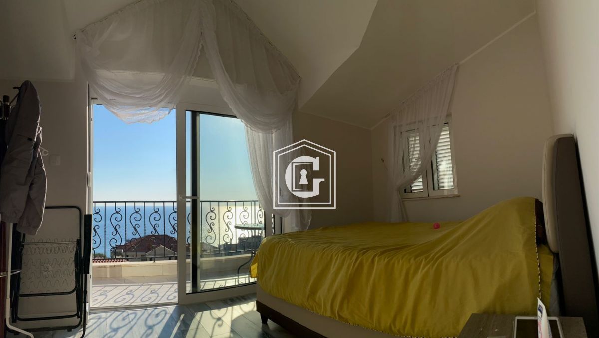 Апартаменты в Святом Стефане, Черногория, 92 м² - фото 16