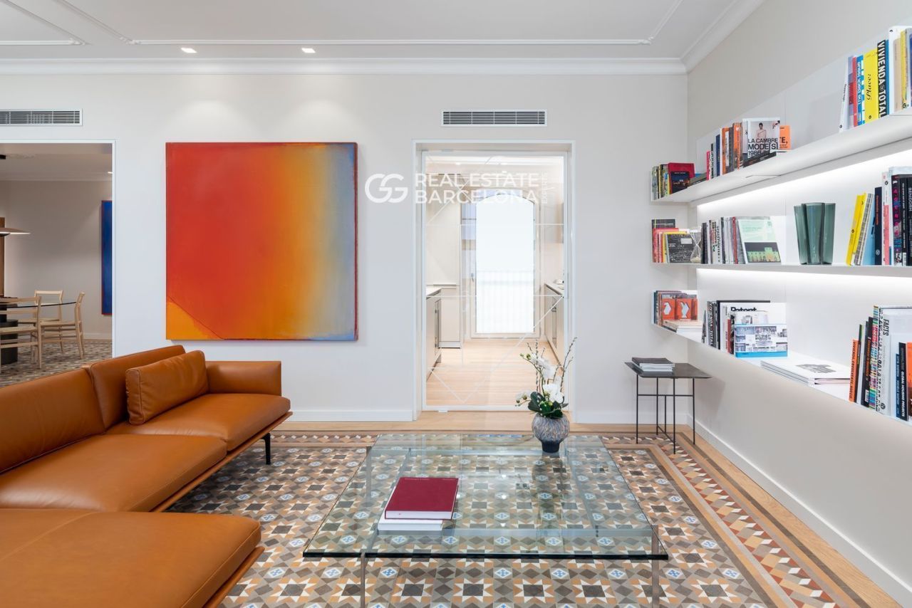 Квартира в Барселоне, Испания, 187 м² - фото 2