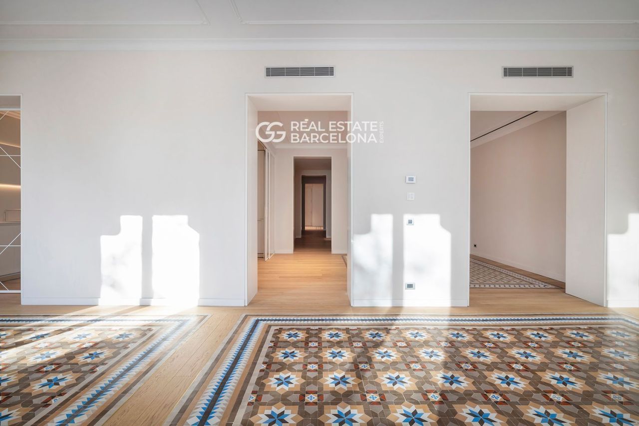 Квартира в Барселоне, Испания, 183 м² - фото 6