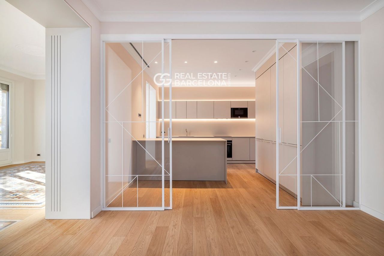 Квартира в Барселоне, Испания, 183 м² - фото 10