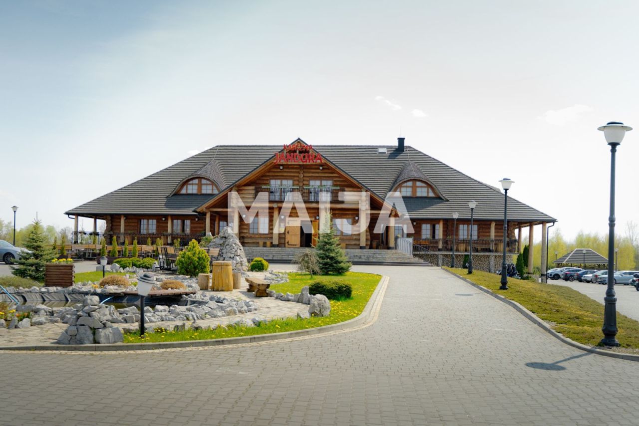 Отель, гостиница Gorzyce, Польша, 1 738 м² - фото 2