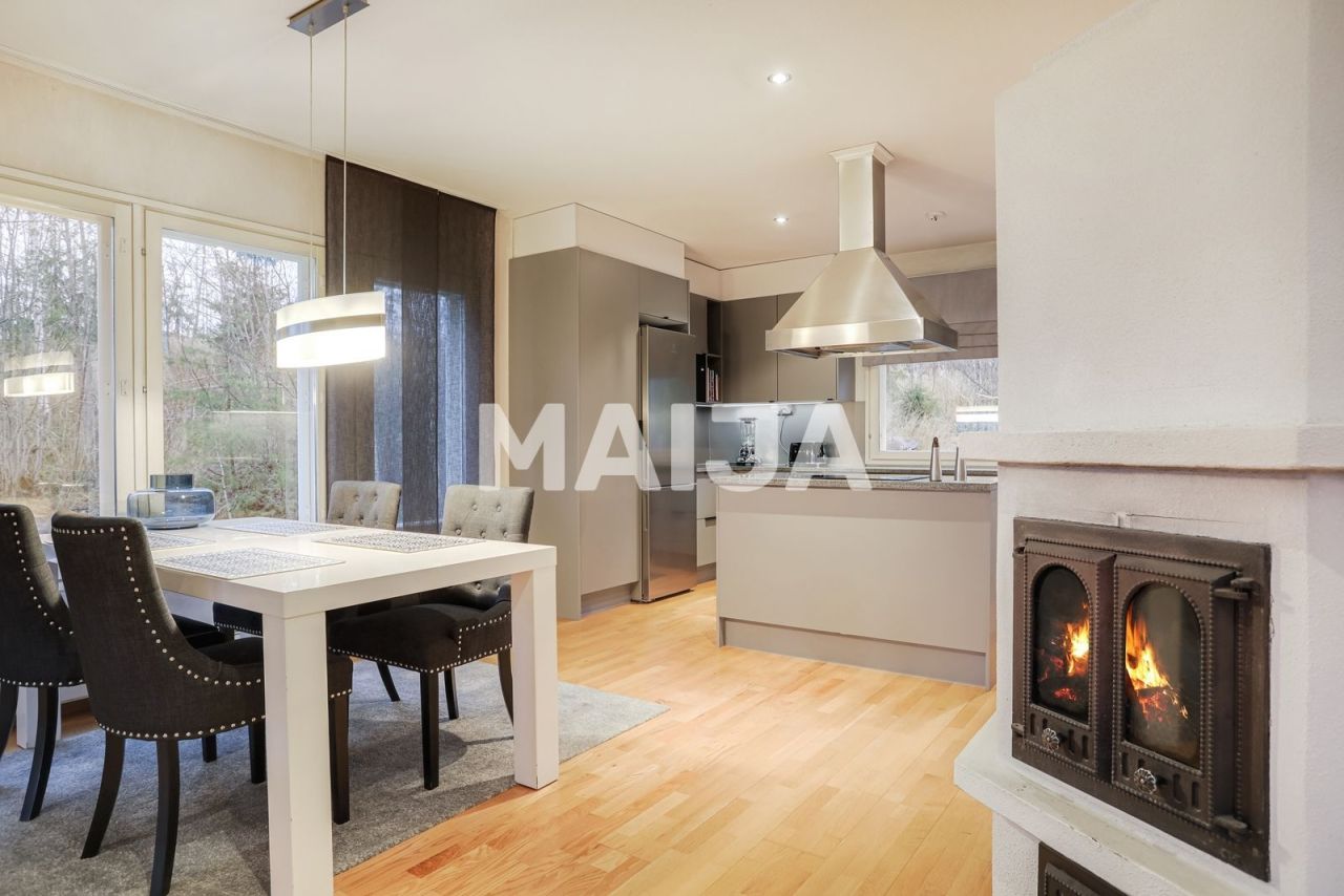 Дом в Холлола, Финляндия, 200 м² - фото 12