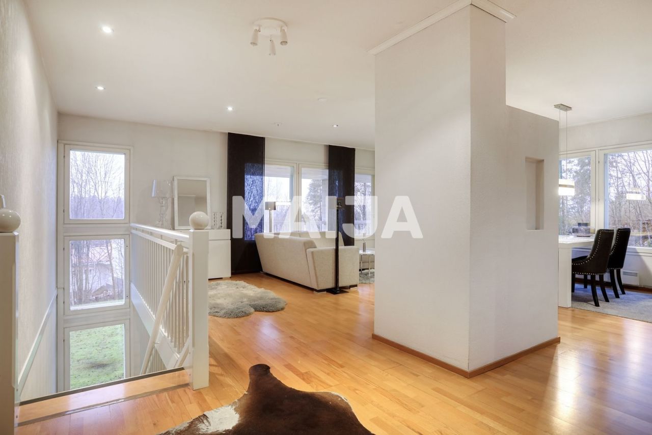 Дом в Холлола, Финляндия, 200 м² - фото 13