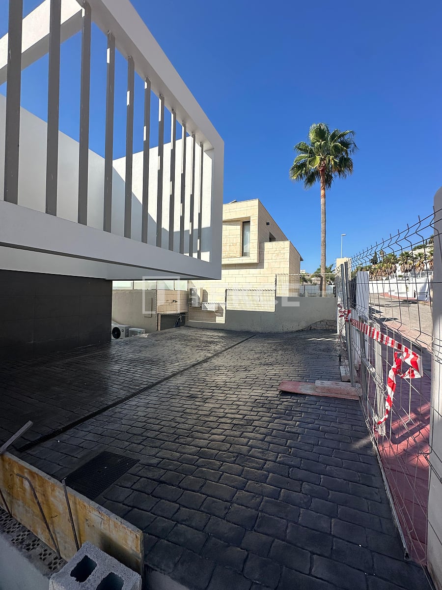 Вилла в Бенальмадене, Испания, 309 м² - фото 13