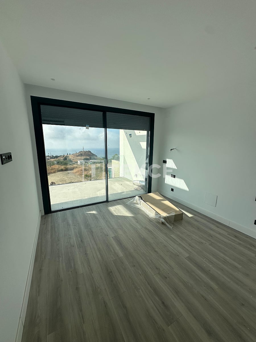 Вилла в Бенальмадене, Испания, 309 м² - фото 18