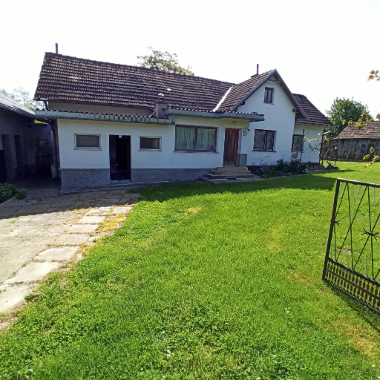 Дом в Лютомере, Словения, 140 м² - фото 1