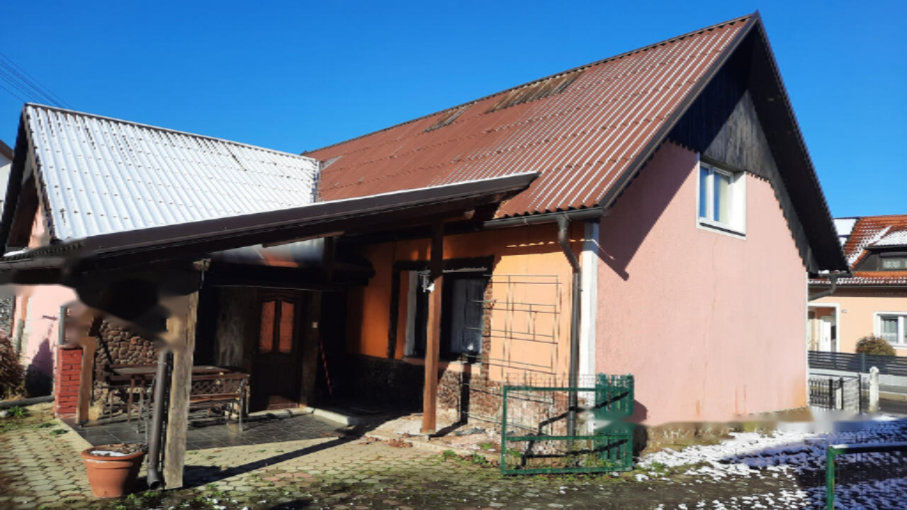 Дом в Птуе, Словения, 166 м² - фото 1