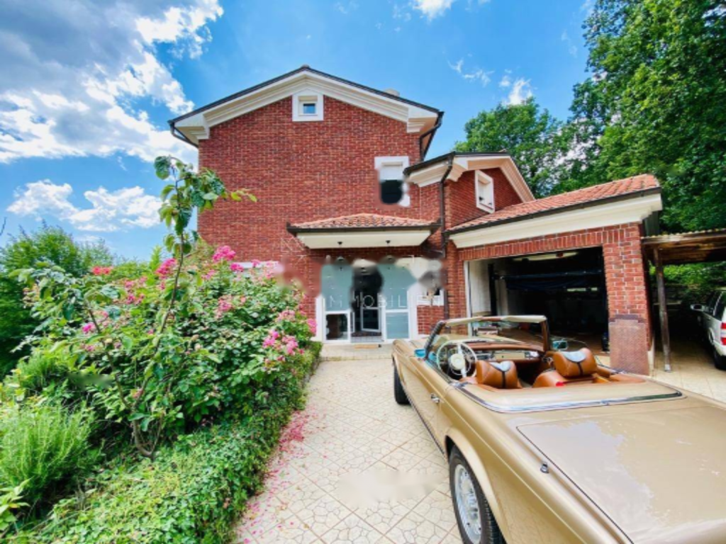 Дом в Опатии, Хорватия, 360 м² - фото 1