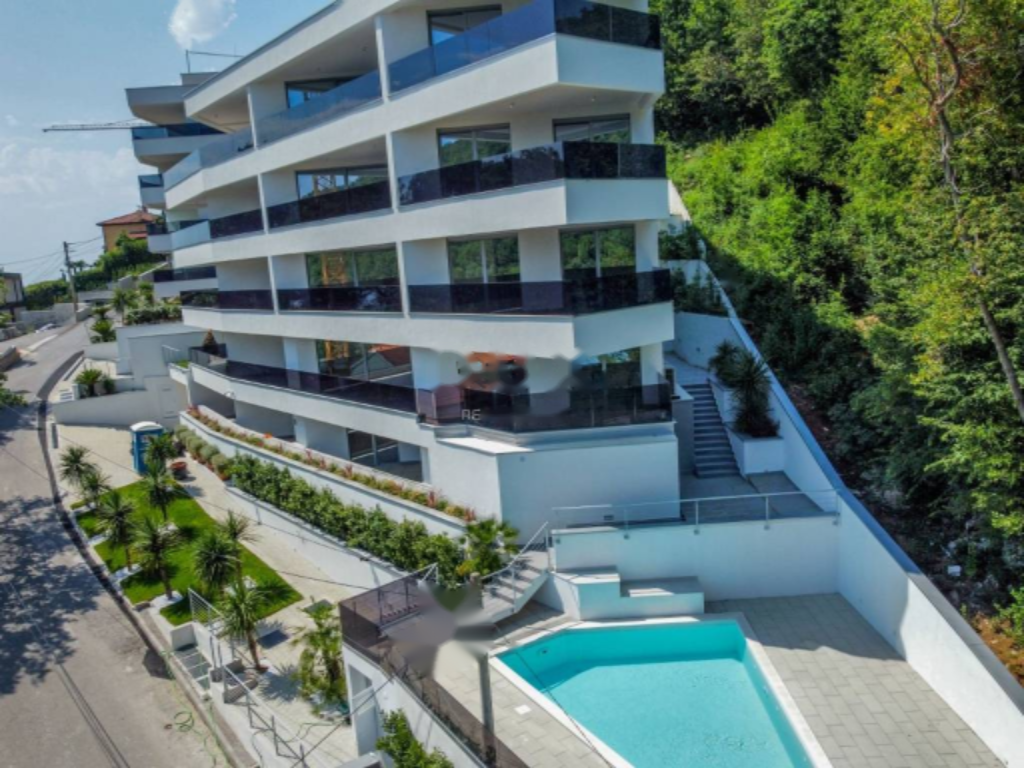 Дом в Опатии, Хорватия, 1 565 м² - фото 4