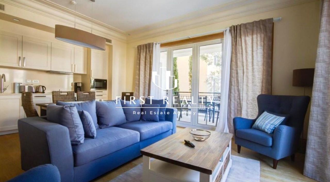 Апартаменты в Тивате, Черногория, 107 м² - фото 2