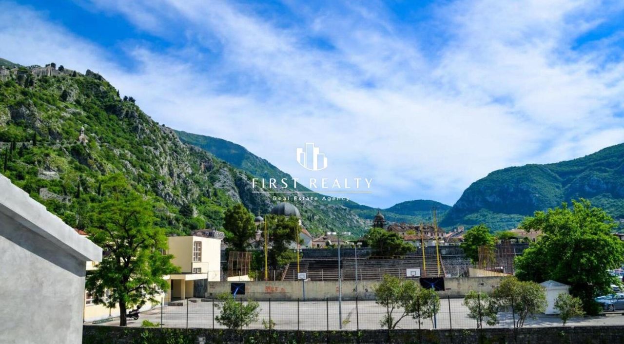 Отель, гостиница в Которе, Черногория, 550 м² - фото 7