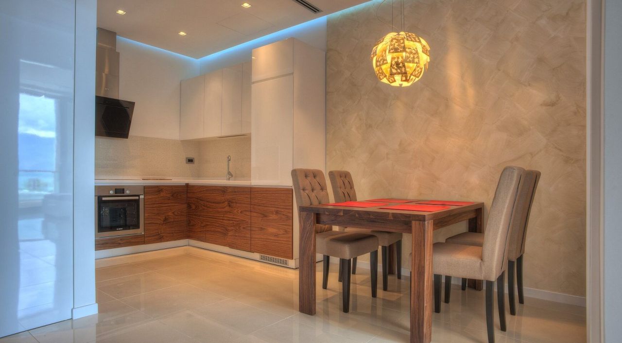 Квартира в Будве, Черногория, 95 м² - фото 4