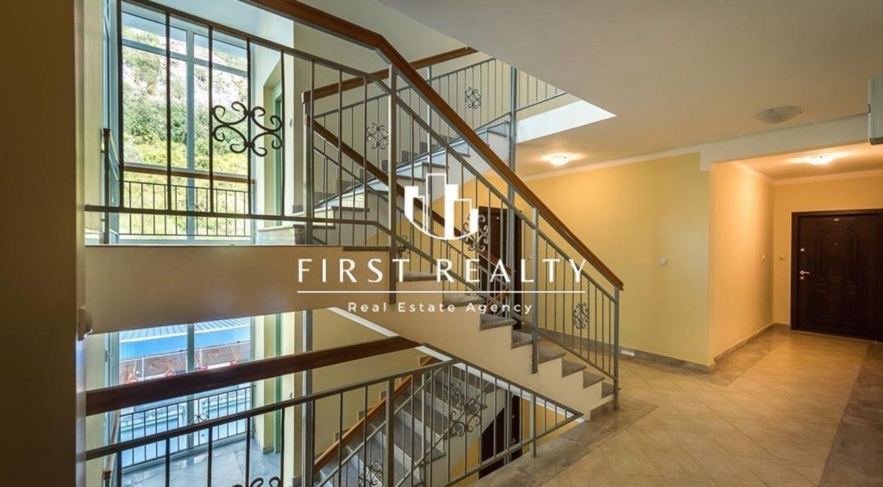 Студия в Доброте, Черногория, 46 м² - фото 11