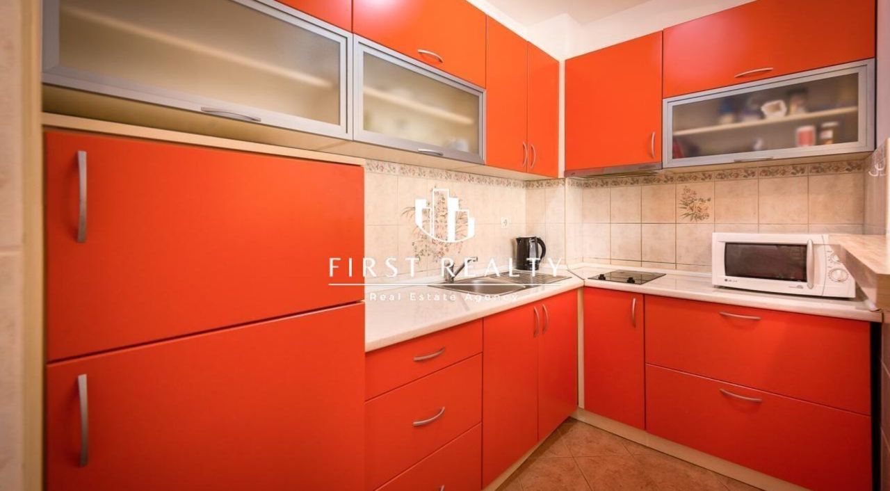 Студия в Доброте, Черногория, 46 м² - фото 8