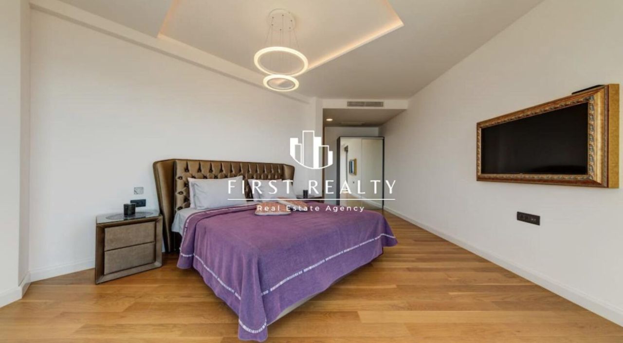 Вилла в Тивате, Черногория, 490 м² - фото 15