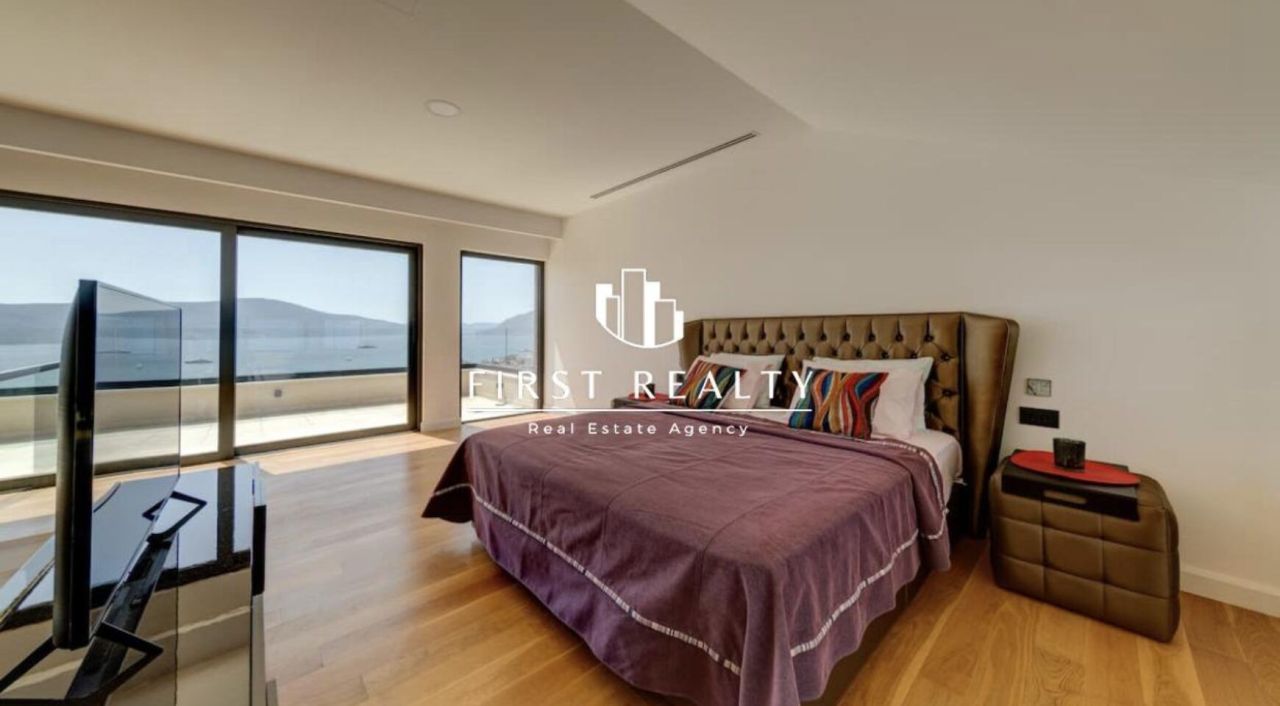 Вилла в Тивате, Черногория, 490 м² - фото 7