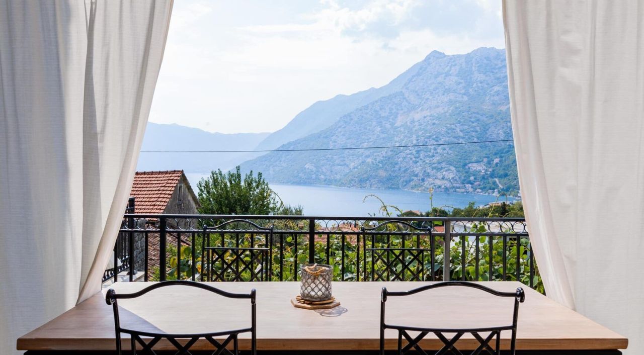 Квартира в Рисане, Черногория, 92 м² - фото 3