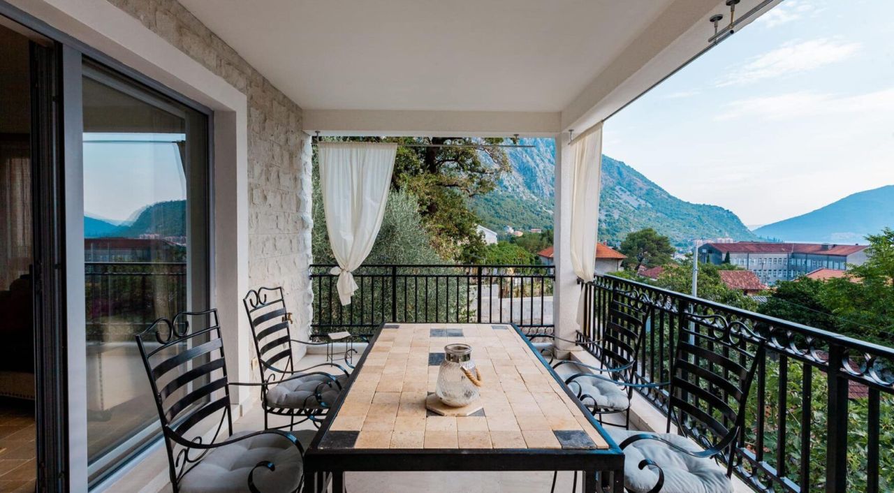 Квартира в Рисане, Черногория, 92 м² - фото 4