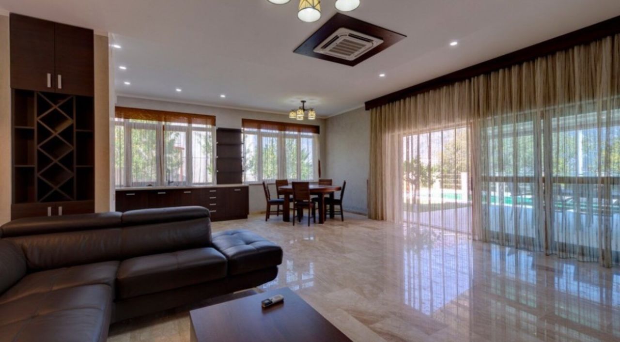 Вилла в Которе, Черногория, 370 м² - фото 8