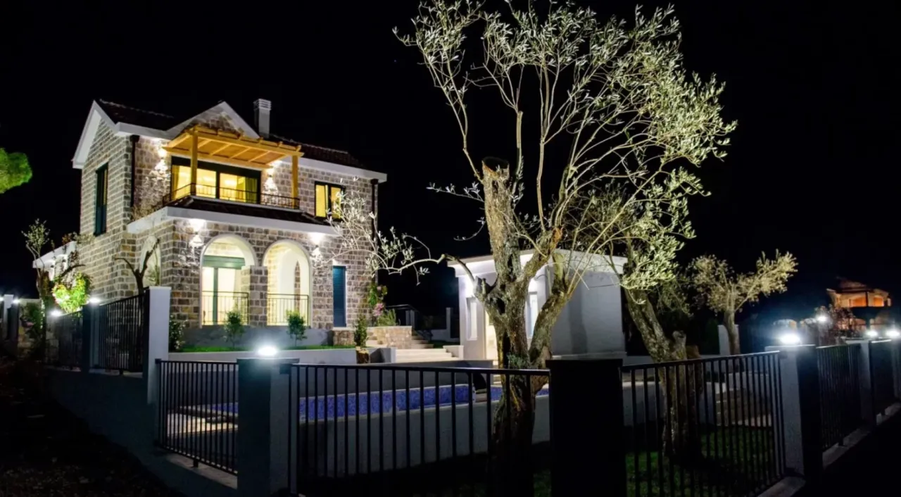 Вилла на полуострове Луштица, Черногория, 320 м² - фото 4