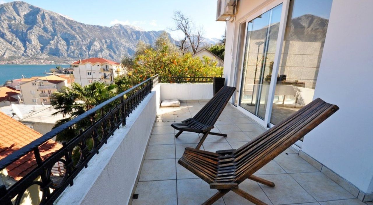 Вилла в Столиве, Черногория, 280 м² - фото 2