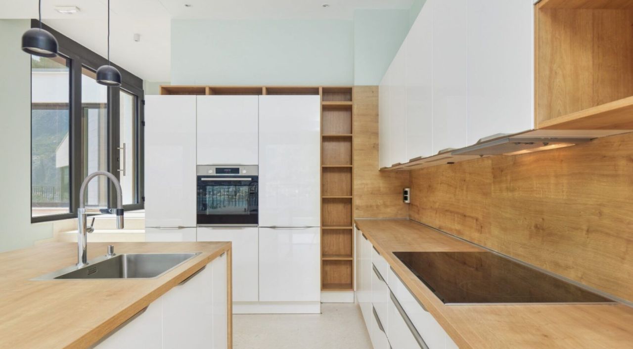 Вилла в Прчани, Черногория, 479 м² - фото 10