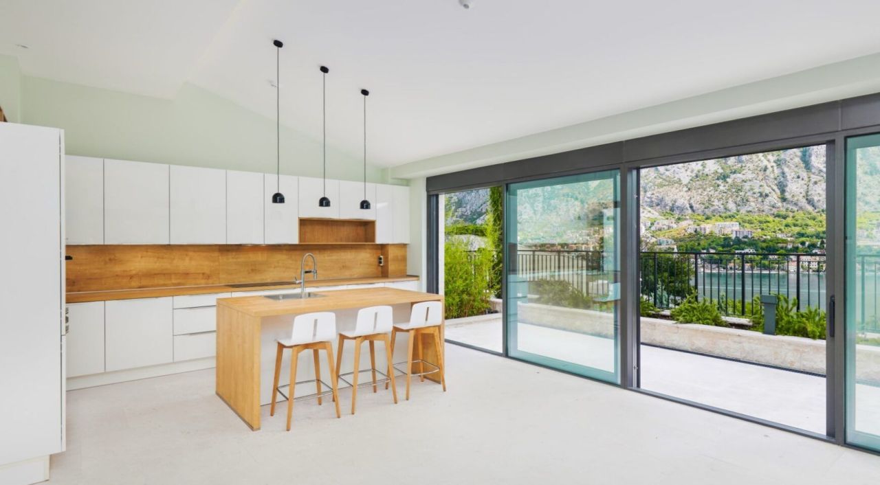 Вилла в Прчани, Черногория, 479 м² - фото 11