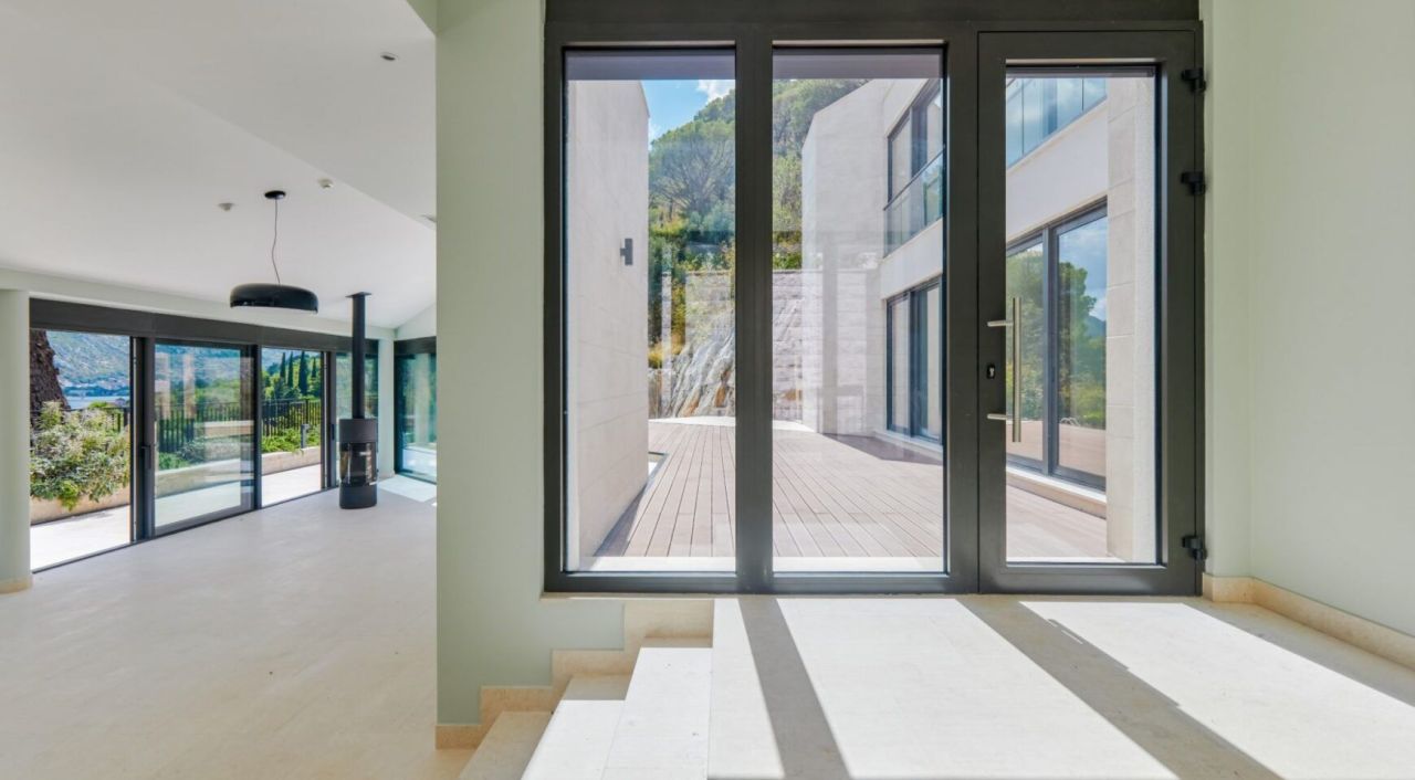 Вилла в Прчани, Черногория, 479 м² - фото 14