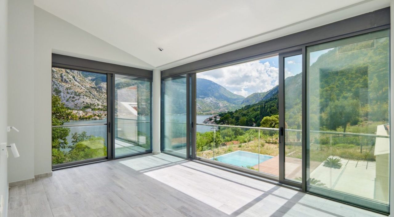 Вилла в Прчани, Черногория, 373 м² - фото 7