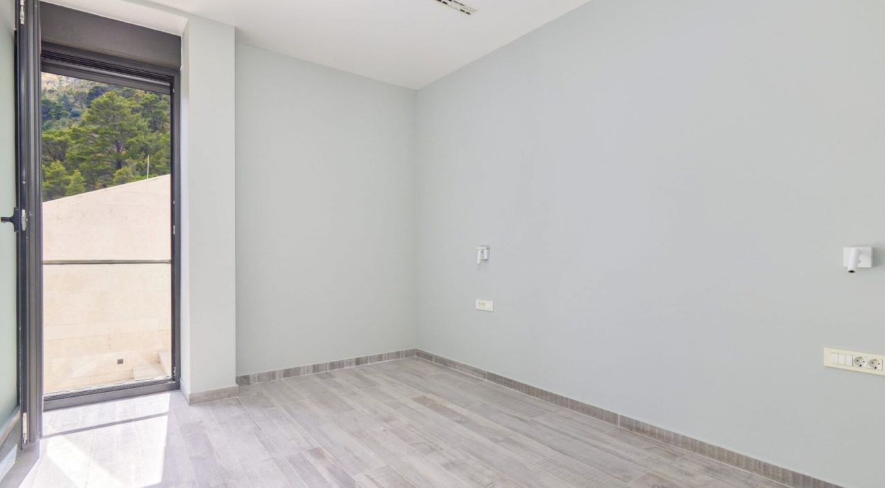 Вилла в Прчани, Черногория, 373 м² - фото 9