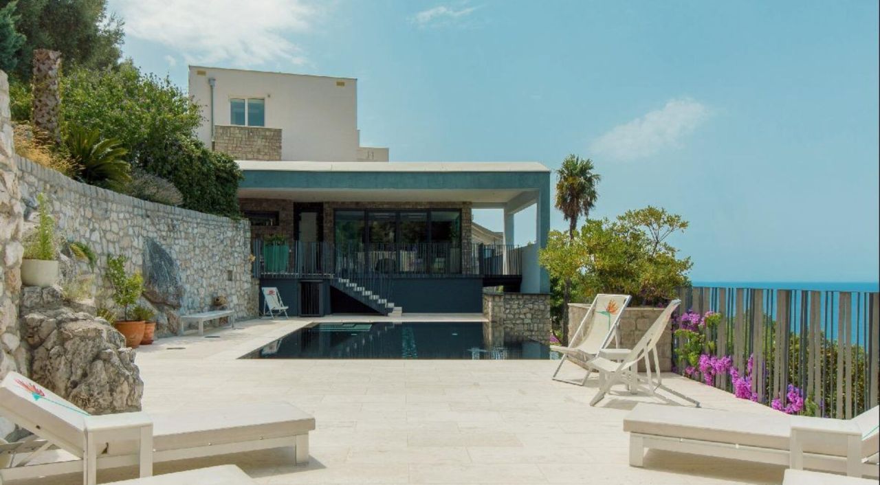 Вилла в Режевичах, Черногория, 683 м² - фото 9