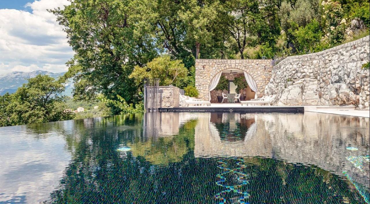 Вилла в Режевичах, Черногория, 683 м² - фото 8