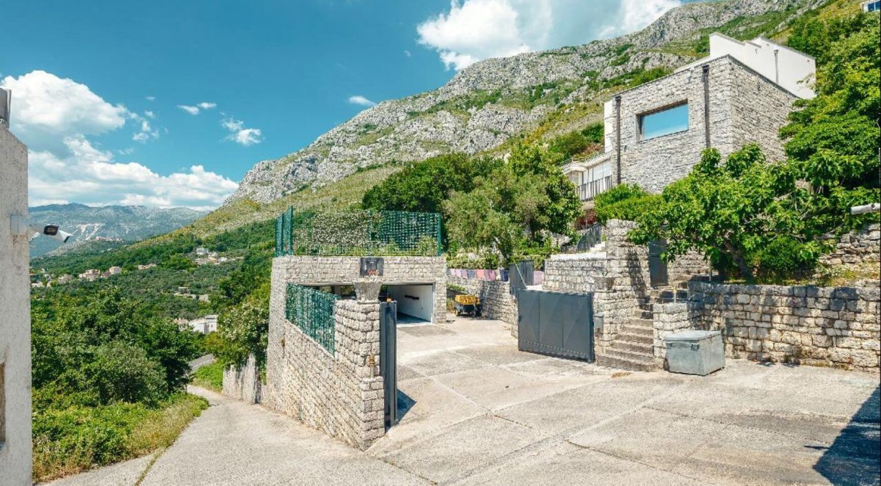 Вилла в Режевичах, Черногория, 683 м² - фото 12