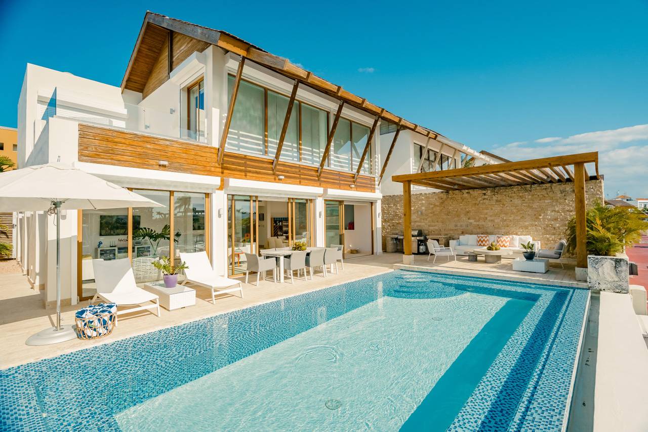 Вилла в Пунта-Кана, Доминиканская Республика, 600 м² - фото 1