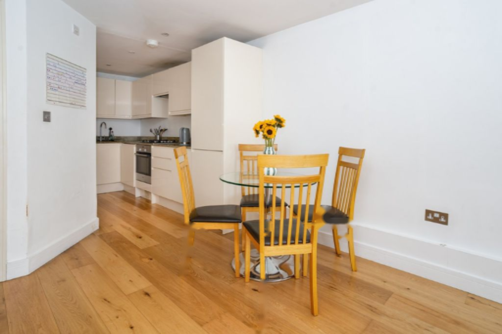 Квартира в Лондоне, Великобритания, 46 м² - фото 1