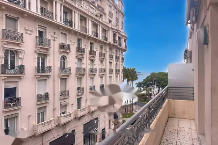 Квартира в Каннах, Франция, 32 м² - фото 1