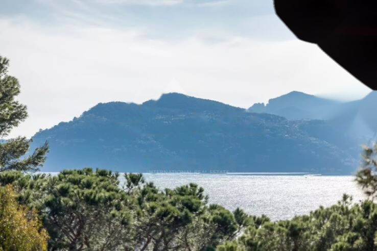 Квартира в Каннах, Франция, 98 м² - фото 1